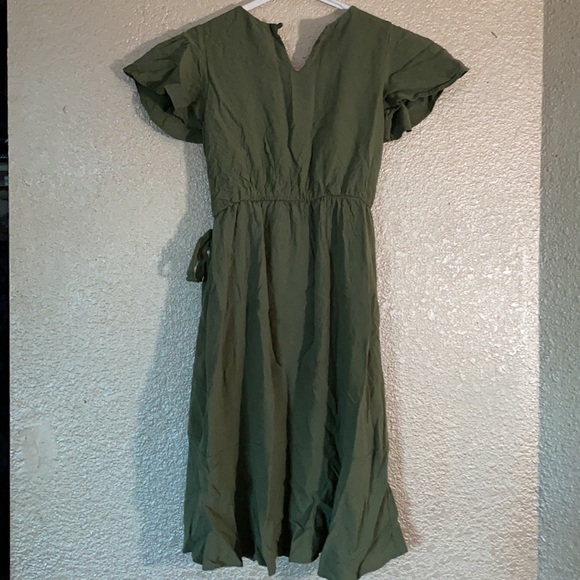 Girls dress - Picture 4 of 5